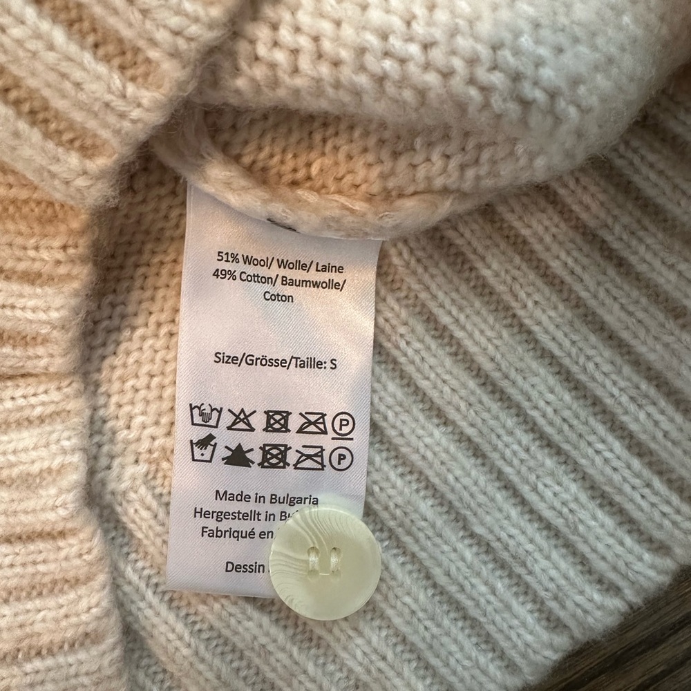 Baum und Pferdgarten Cardigan Sweater - Picture 7 of 8